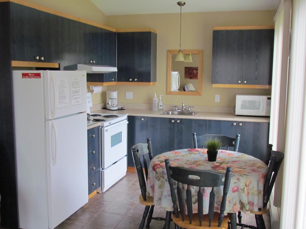 Les Chalets Au Bord De La Mer Les Escoumins Pokój zdjęcie
